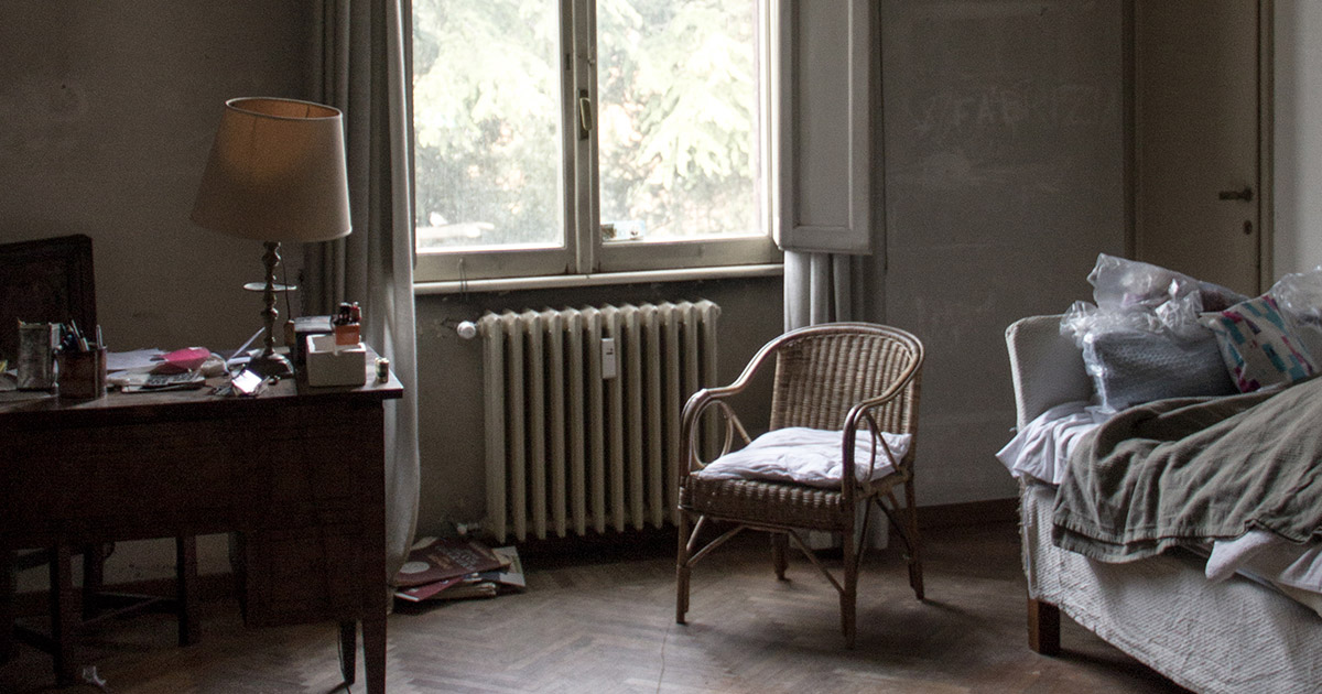 Clues of Absence - Photo Series by Massimo Kunstler
